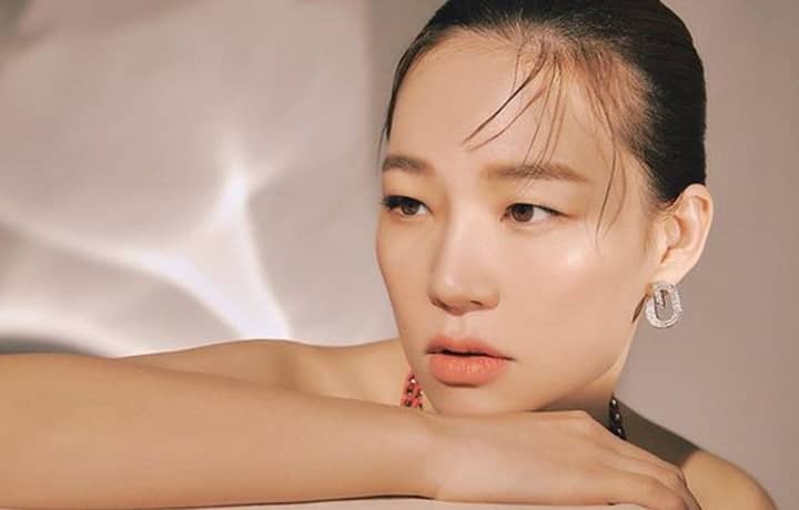 About Korean Actress Han Ye-Ri